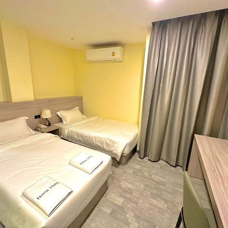 Nona Hotel, Bangkok Makkasan Экстерьер фото