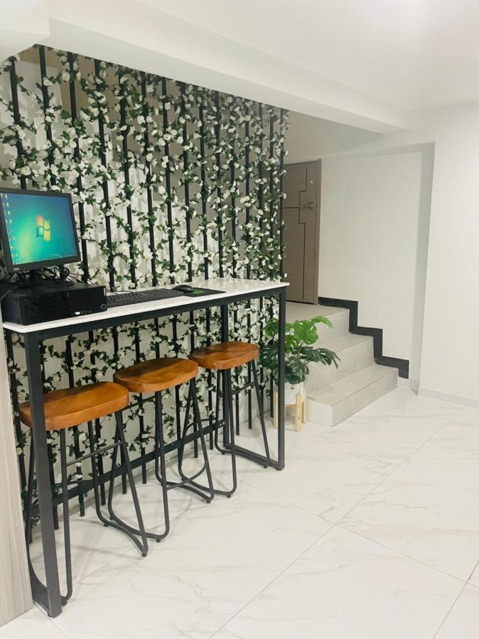 Nona Hotel, Bangkok Makkasan Экстерьер фото